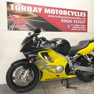 Honda CBR600FY 2000 W Reg 24,403 Miles - Image 5