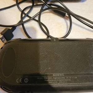 2 Sony PSP 1003 and PS Vita 1003 - Image 5