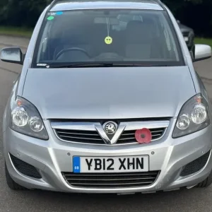 2012 Vauxhall Zafira 1.6i Exclusiv 5dr MPV - Image 8