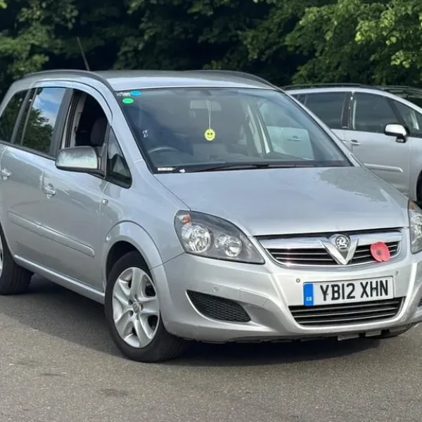 2012 Vauxhall Zafira 1.6i Exclusiv 5dr MPV