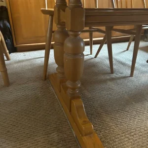 Ercol Extendable Dining Table and 6 Chairs - Image 6