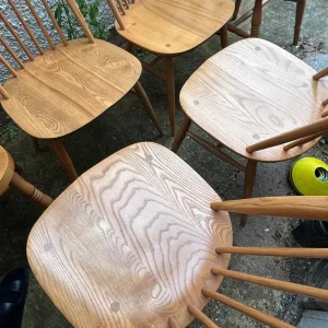Ercol Extendable Dining Table and 6 Chairs - Image 8