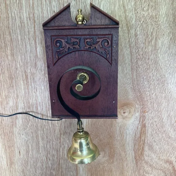 Wired Wall Mounted Victorian Style Butlers Bell