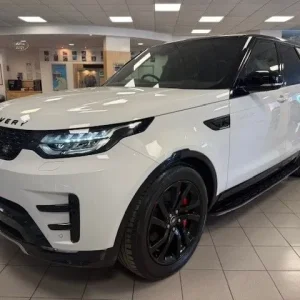 2019 Land Rover Discovery 3.0 SD V6 Landmark Edition 5dr Diesel Auto 4WD - Image 4