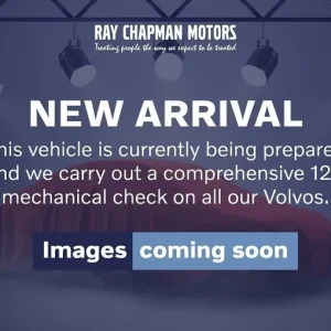 2022 Volvo XC60 Estate AWD R-Design - Image 2