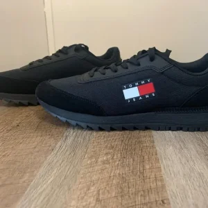 Tommy Jeans Retro Evolve Mens Size 7 - Image 2