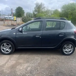 2017 Dacia Sandero Stepway 1.5 dCi Ambiance Hatchback 5dr Diesel Manual Euro 6 - Image 7