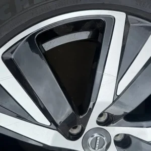 4x Volvo wheels and tyres 255/40 R19 - Image 2
