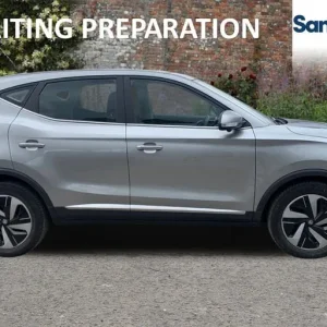 2022 MG ZS SE Long Range Electric Hatchback - Image 2