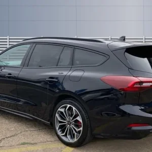 2022 Ford Focus ST-Line Vignale 1.5 EcoBlue Diesel Estate - Image 2