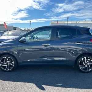 2024 Hyundai i10 1.0 Premium Hatchback - Image 6