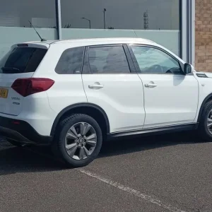 2021 Suzuki Vitara 1.4 Boosterjet MHEV Hybrid SUV - Image 5