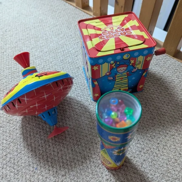 Schyllings vintage kaleidoscope, jack in a box and spinning top