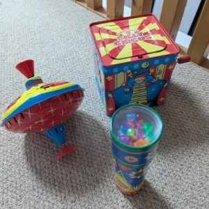 Schyllings vintage kaleidoscope, jack in a box and spinning top