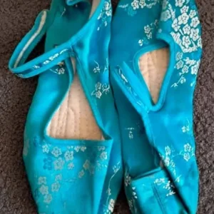 Womens Shoes