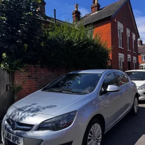 Vauxhall Astra Hatchback 2014 Manual 1398cc 5-door - Image 7