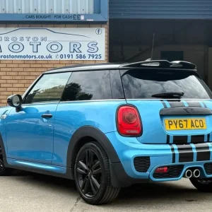 2017 Mini Cooper S D Auto 3-door Hatchback - Image 3