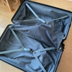 Black large Level 8 Suitcase - Image 3