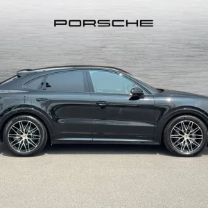 2025 Porsche Cayenne E-Hybrid 5-door S Coupe - Image 2