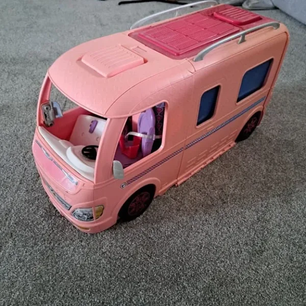 Barbie camper van
