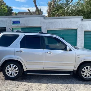 Honda CR-V 2.0 i-VTEC Executive Auto with Leather Seats and Sunroof