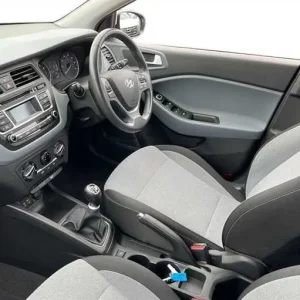 2016 Hyundai i20 1.2 SE 5-door hatchback manual - Image 2