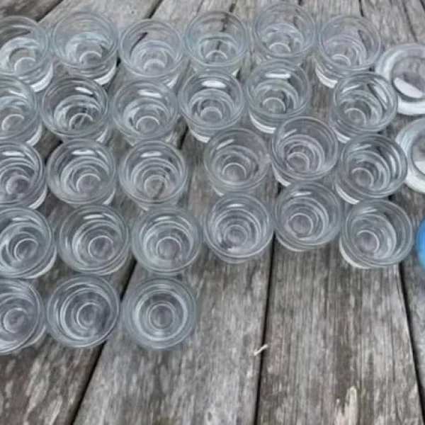 Tea light holders
