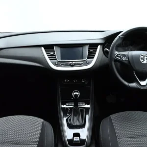 2021 Vauxhall Grandland X 1.2 Turbo SE Premium SUV - Image 2
