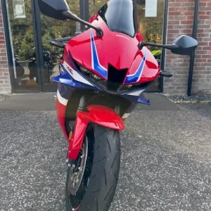 2024 Honda CBR600RR - Image 3