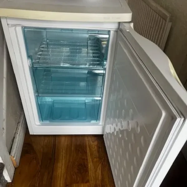 SWAN UNDER-COUNTER FREEZER