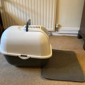 Cat litter tray: covered - Image 2