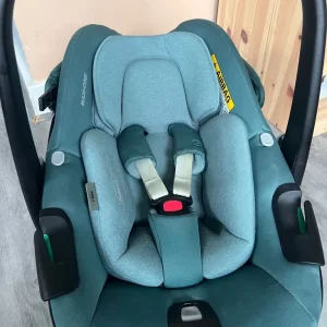 Maxi-cosi pebble car seat in green - Image 6