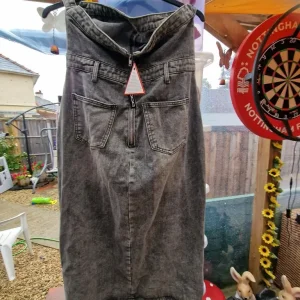 Lady's dresses size 14 and 1 size 12 - Image 4
