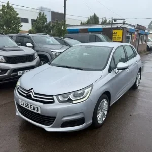 2015 Citroen C4 Puretech Feel Hatchback - Image 3
