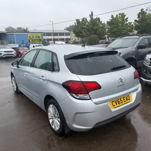 2015 Citroen C4 Puretech Feel Hatchback - Image 4