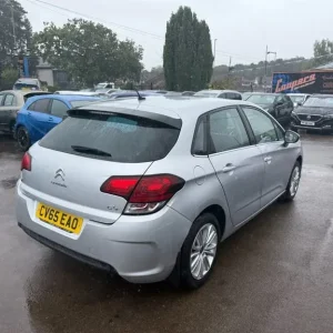 2015 Citroen C4 Puretech Feel Hatchback - Image 6