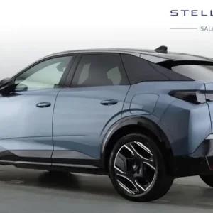 2024 Peugeot 3008 73kWh GT SUV 5-door Electric Auto - Image 3