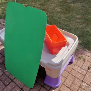 Little Tikes sand, water & craft table - Image 6