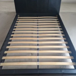 Faux leather bed frame - Image 2