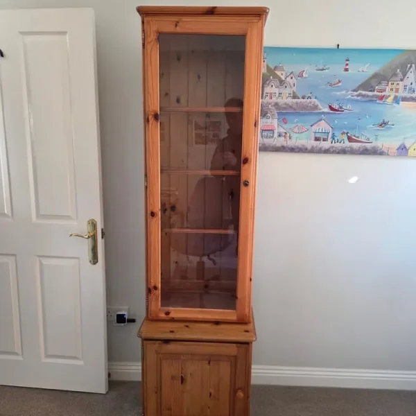 Ducal glazed shelving unit and cupboard