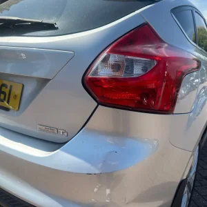 Ford Focus Hatchback 2013 Manual 5-door - Image 6