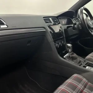 2020 Volkswagen Golf GTI Performance 2.0 TSI DSG - Image 6
