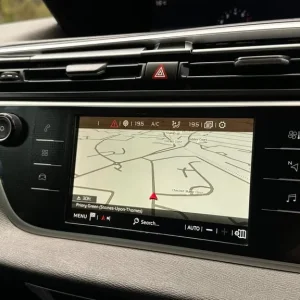 2019 Citroen Grand C4 Spacetourer 1.2 PureTech Petrol 5-door MPV - Image 2