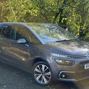 2019 Citroen Grand C4 Spacetourer 1.2 PureTech Petrol 5-door MPV - Image 5