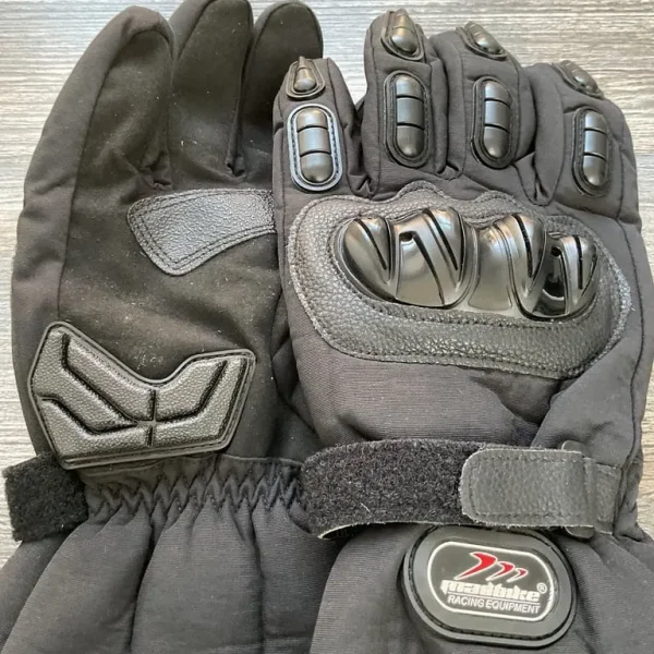 Motorbike gloves