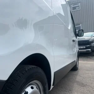 2022 Renault Trafic SL28 Blue dCi 150 Business Van Panel Van Diesel Manual - Image 3