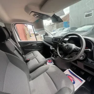 2022 Renault Trafic SL28 Blue dCi 150 Business Van Panel Van Diesel Manual - Image 5