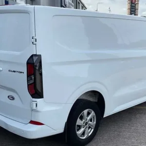 2024 Ford Transit Custom 2.0 EcoBlue 136ps H1 Van Limited Van Diesel Manual - Image 5