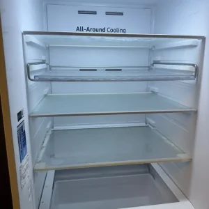 Samsung RB34T632ESA/EU 70/30 Fridge Freezer - Silver - Image 3