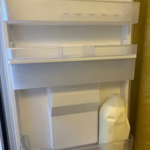 Samsung RB34T632ESA/EU 70/30 Fridge Freezer - Silver - Image 4